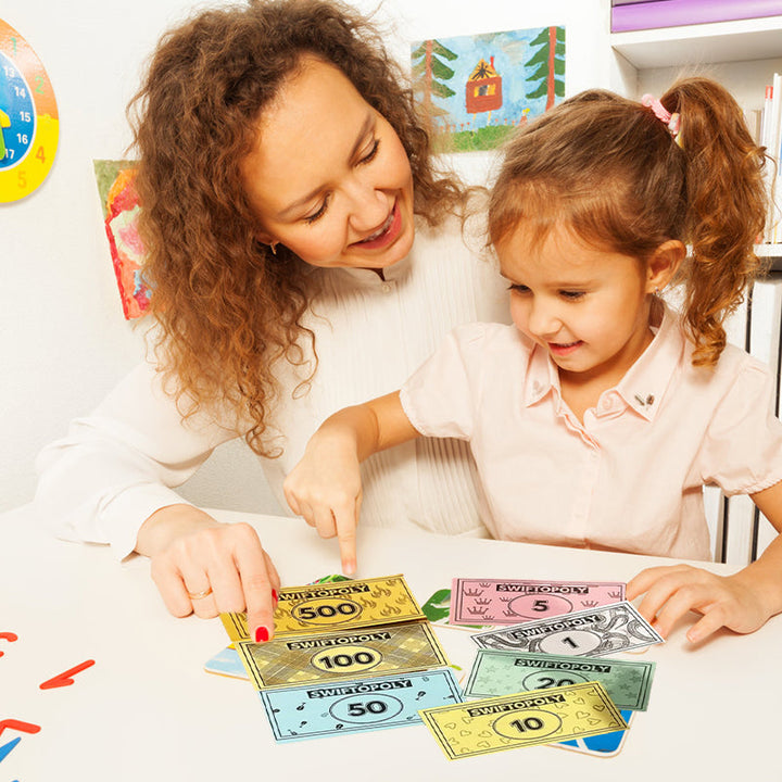 Zenén alapuló társasjáték dalkártyákkal és Monopoly-pénzzel játékestekre.