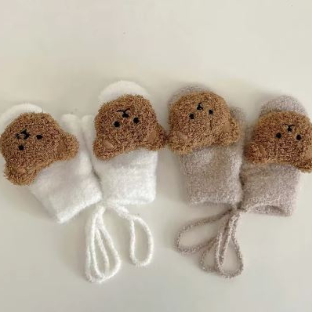 Gyermek Kesztyű Medvearccal – TinyBear Kesztyűk