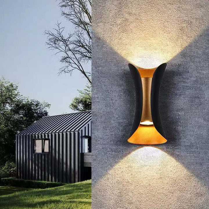 Modern LED Külső Fali Lámpa - LumiEdge