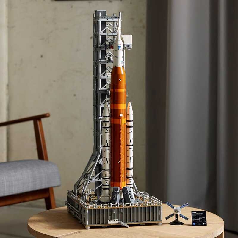 AA NOT AVAILABLE NASA Artemis űrkilövő rendszer modell – AstraX