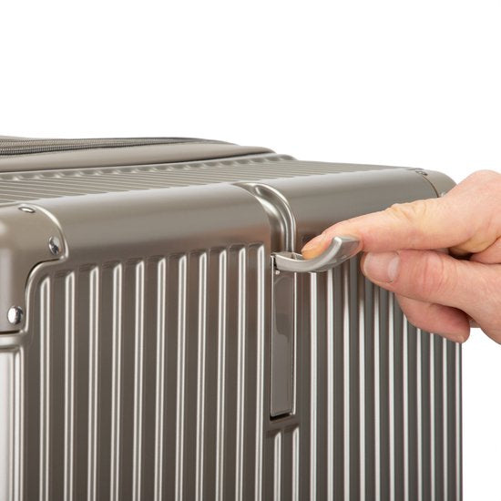 AA NOT AVAILABLE Keményfedeles bőrönd extrákkal – Míkonosz