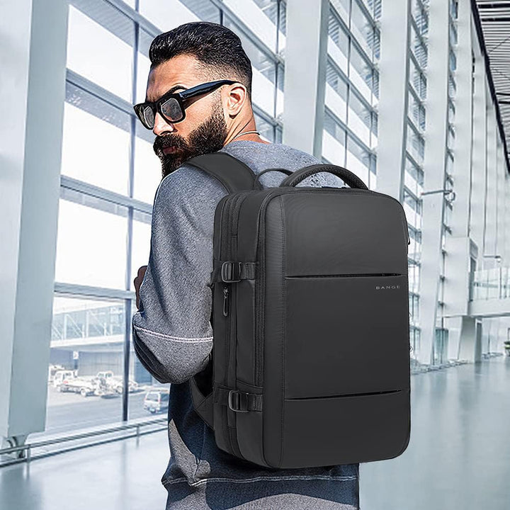 Bővíthető 26–45L vízálló utazó hátizsák laptop rekesszel és sporttáska fogantyúval