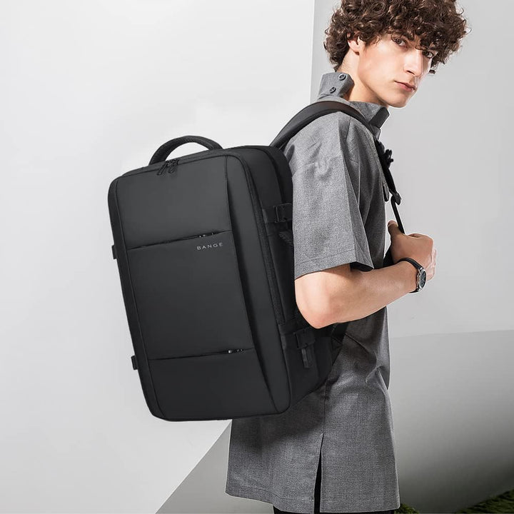Bővíthető 26–45L vízálló utazó hátizsák laptop rekesszel és sporttáska fogantyúval