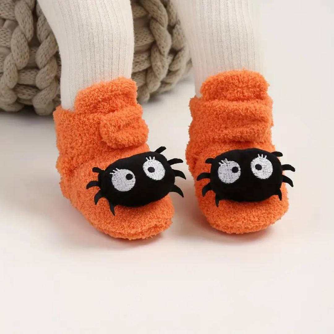 Gyermek Halloween Papucs Karaktermintával – SpookySteps