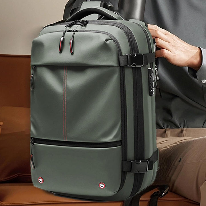 Légi Porszívó Hátizsák – Bővíthető 60L Vízálló Utazótáska Laptop Párnával – Trivora