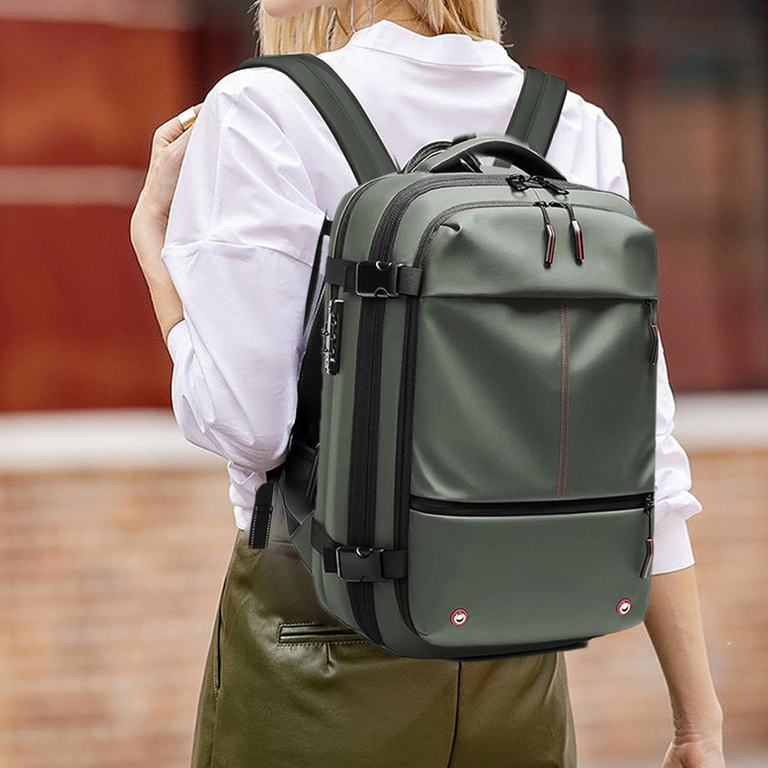 Légi Porszívó Hátizsák – Bővíthető 60L Vízálló Utazótáska Laptop Párnával – Trivora