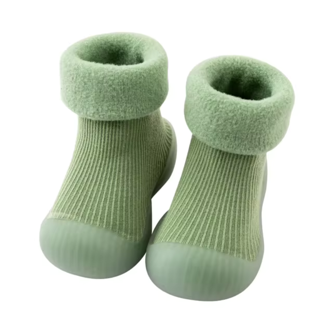 SnugSteps – Kényelmes Mezítlábas Zoknis Cipők Gyerekeknek