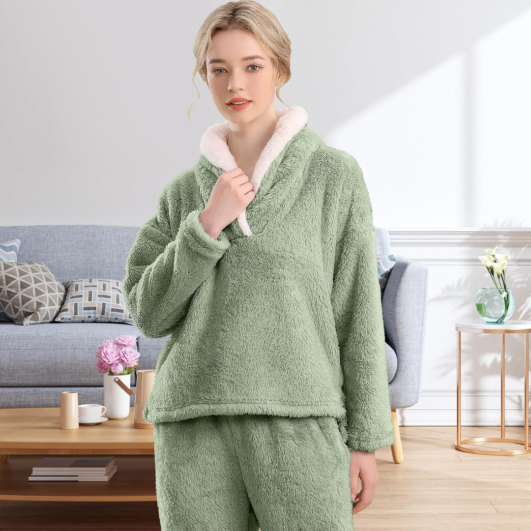 Fluffy pizsama szett hölgyeknek - CozyPlush