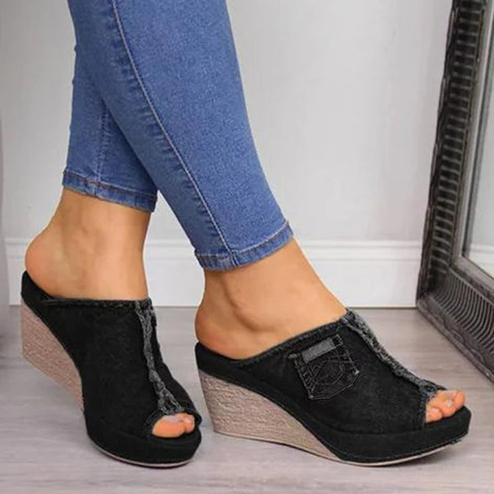 AA OOS Női denim szandál, emelt talppal – Elisabetta