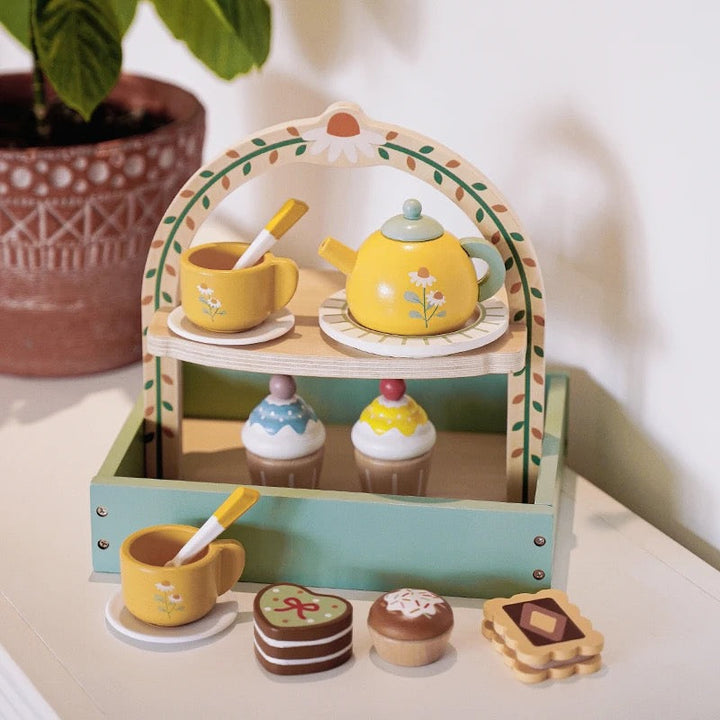 Fa teáskészlet gyerekeknek cupcake-ekkel és teáskannával – Játékidő