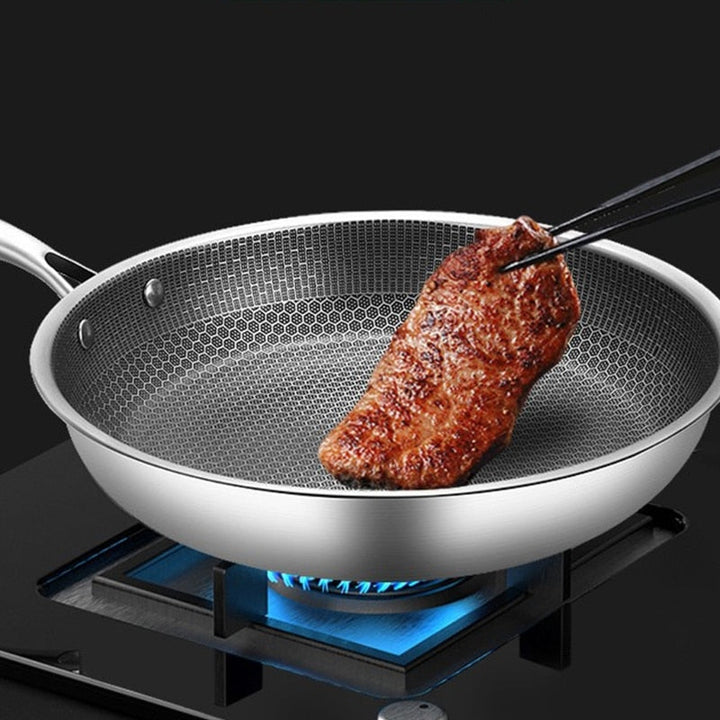 Karcolásálló rozsdamentes acél serpenyő nem tapadós bevonattal - ProCook Elite