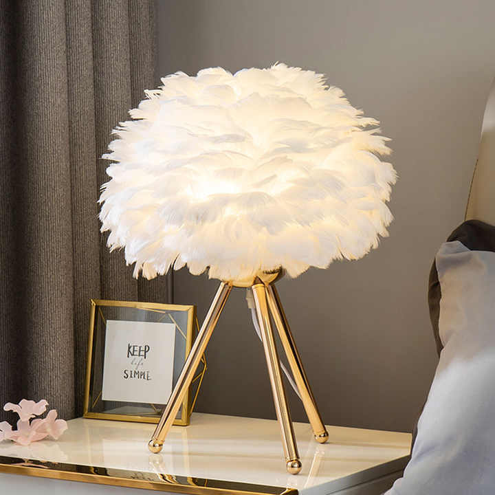 Dimmable Asztali Lámpa Luxus Tollakkal – Pluma