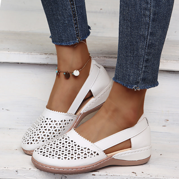 Orthopédiai slip-on cipők kivágásokkal - Lena