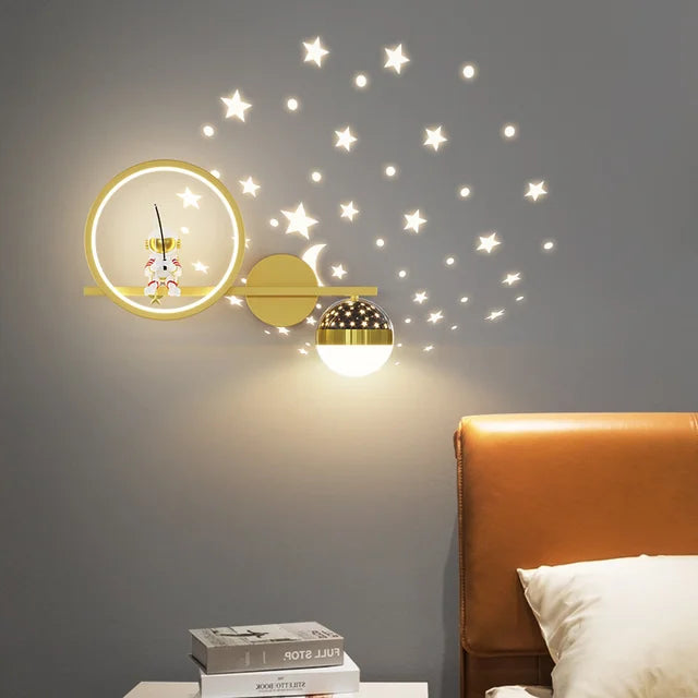 Modern fali lámpa gyerekszobákhoz - TinyGlow
