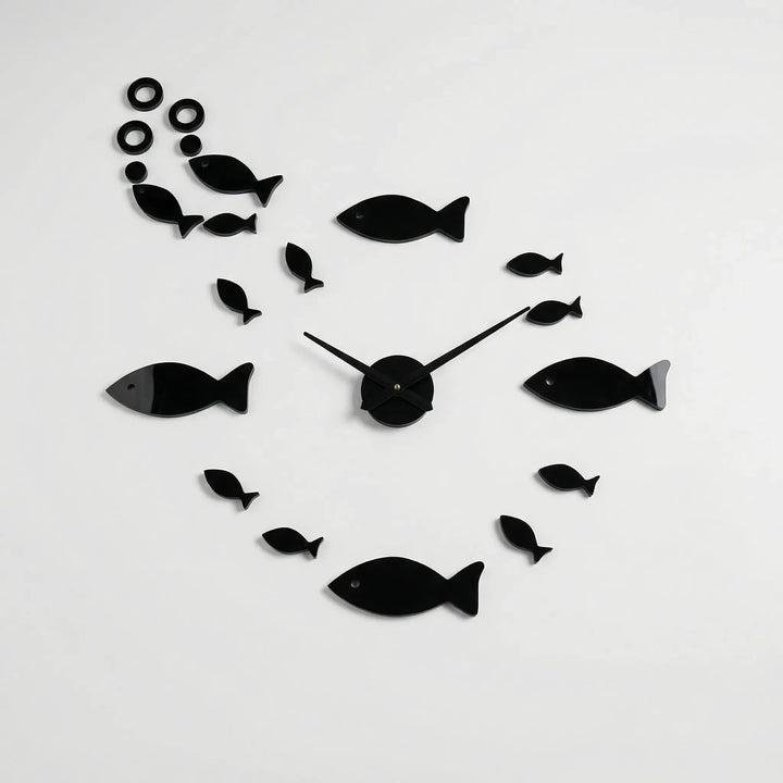 Moderne Spiegel-Wanduhr - Miraflow