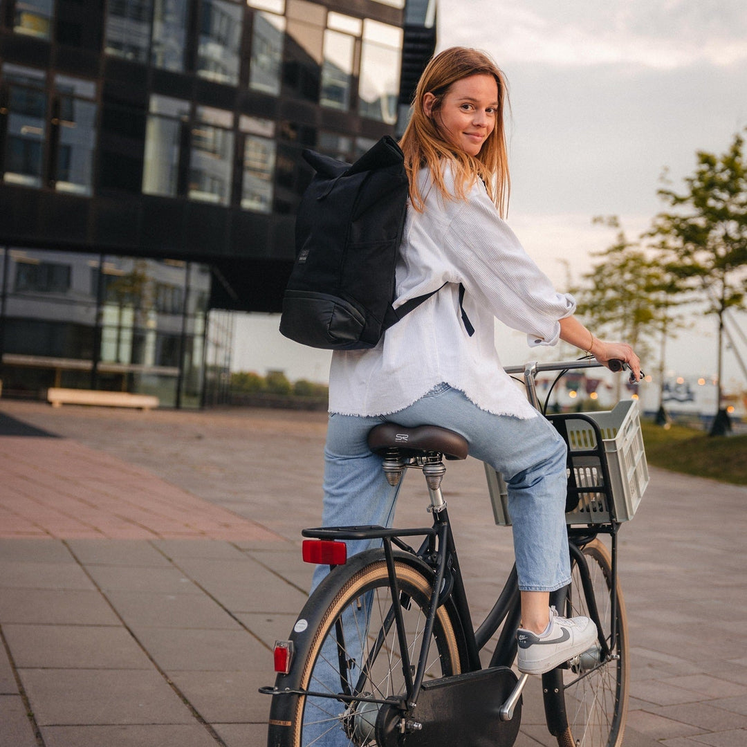 Rolltop Hátizsák – UrbanFlow