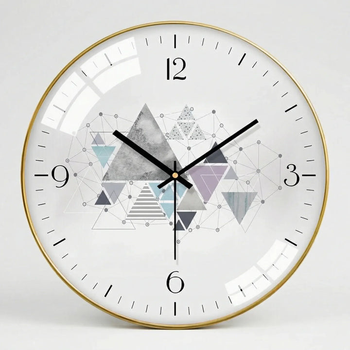 Runde Wanduhr Im Minimalistischen Stil - NordelleClocka