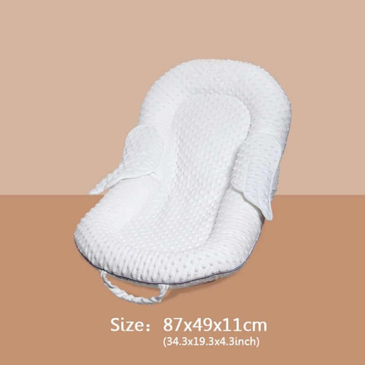 Ergonomikus babafészek háttámaszsal és hálós fekvőfelülettel – Cosynido