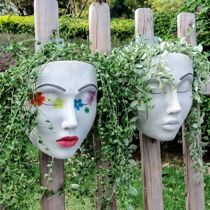 Hars Emberi Arc Függő Virágtartó - FaceVibe