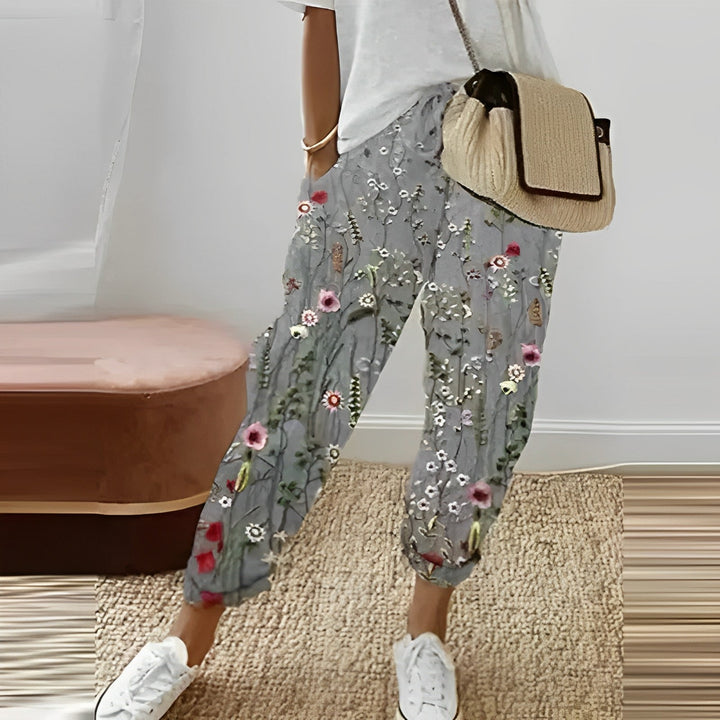 Boho női nadrág levélmintával – Selina