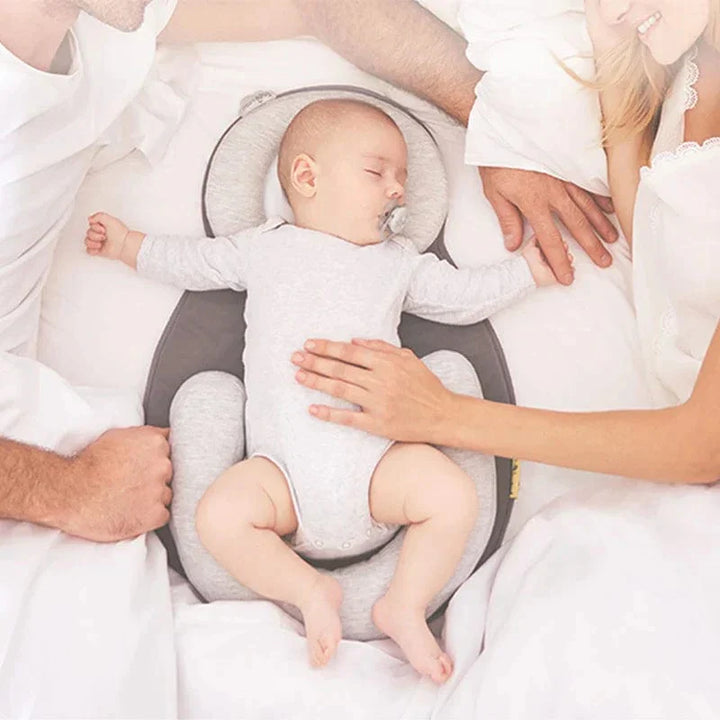 Ergonomikus baba párna – CosiNest