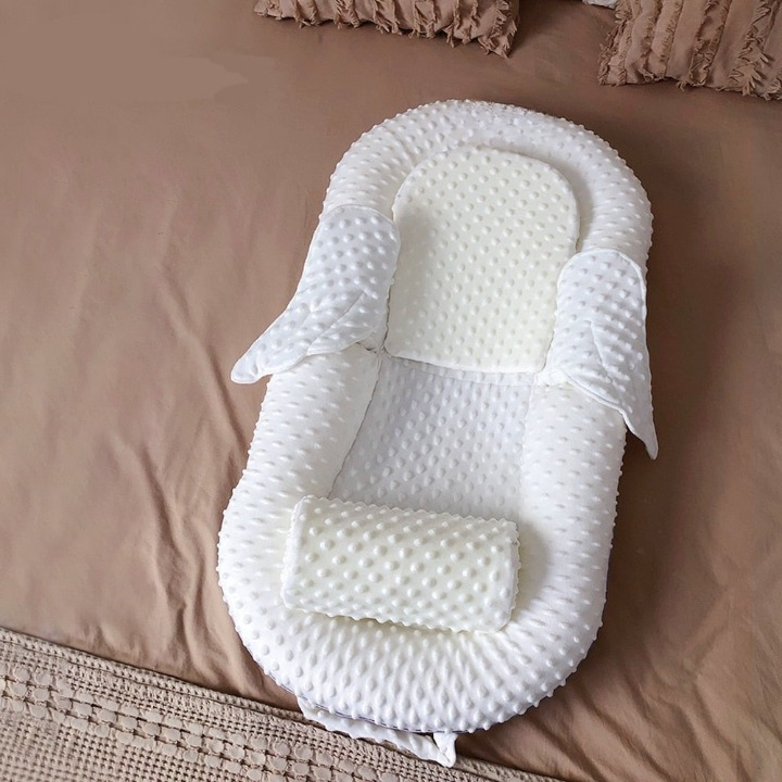 Ergonomikus babafészek háttámaszsal és hálós fekvőfelülettel – Cosynido