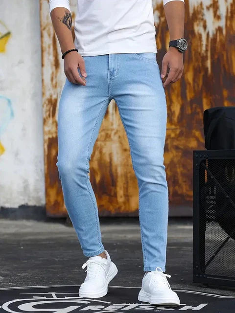 AA NOT AVAILABLE Divatos Slim Fit Farmernadrág Férfiaknak - Finn