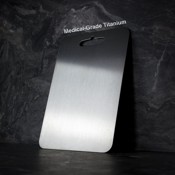 Titanium Vágódeszka BPA vagy Mikroplasztikok Nélkül - PureSteel