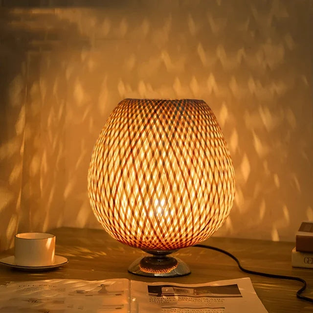 AA OOS Vintage Bambusz Asztali Lámpa - TimberGlow