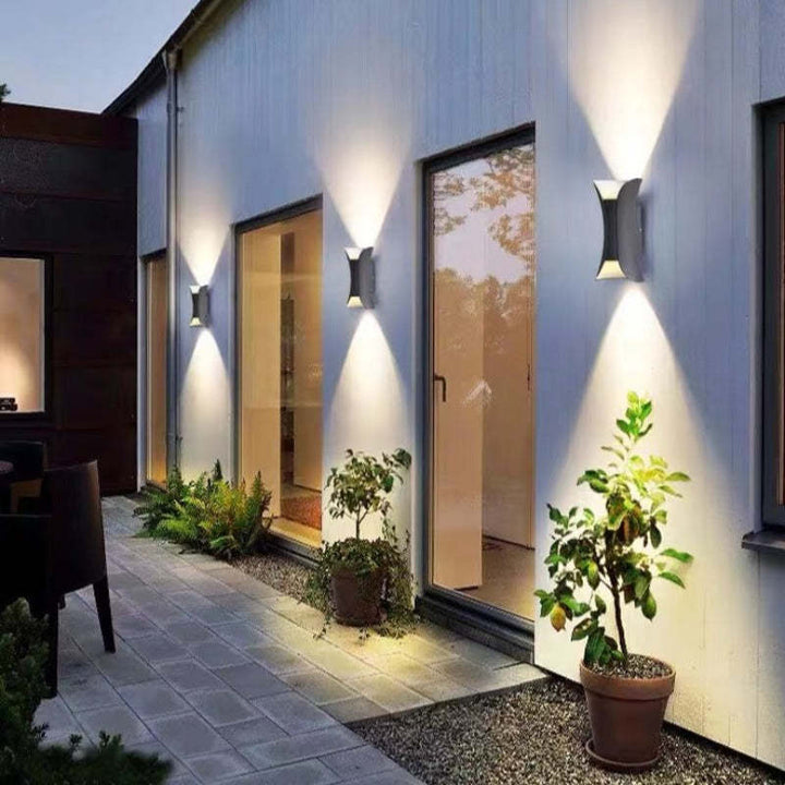 Modern LED Külső Fali Lámpa - LumiEdge