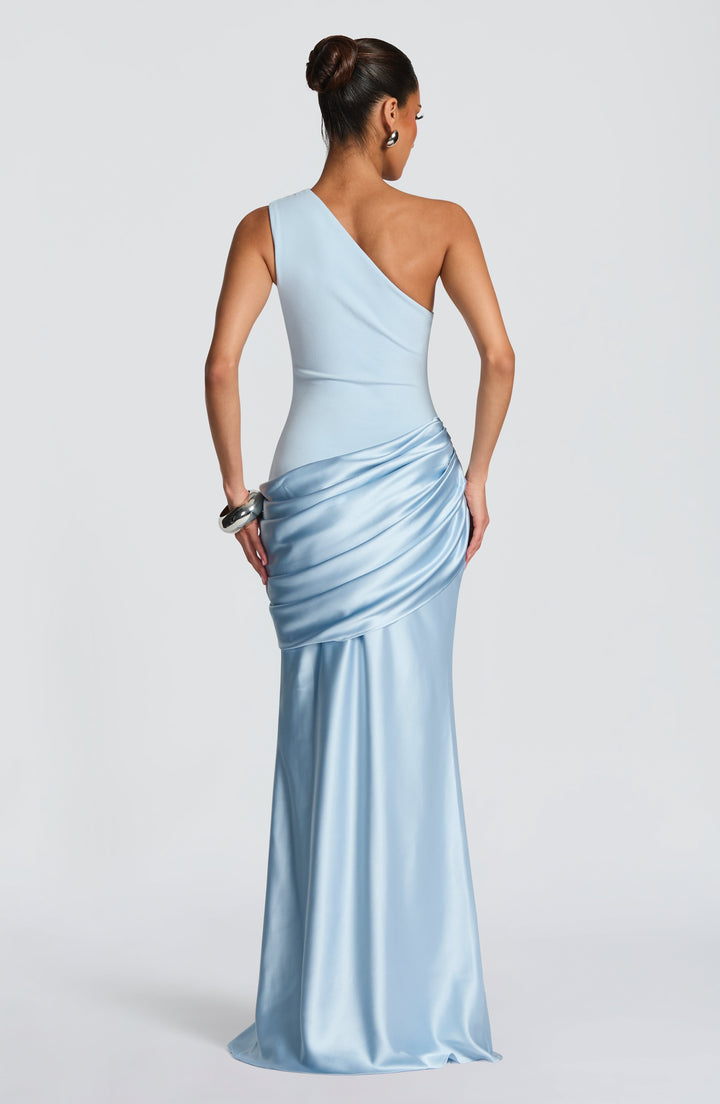 Elegant Maxi Dress 4