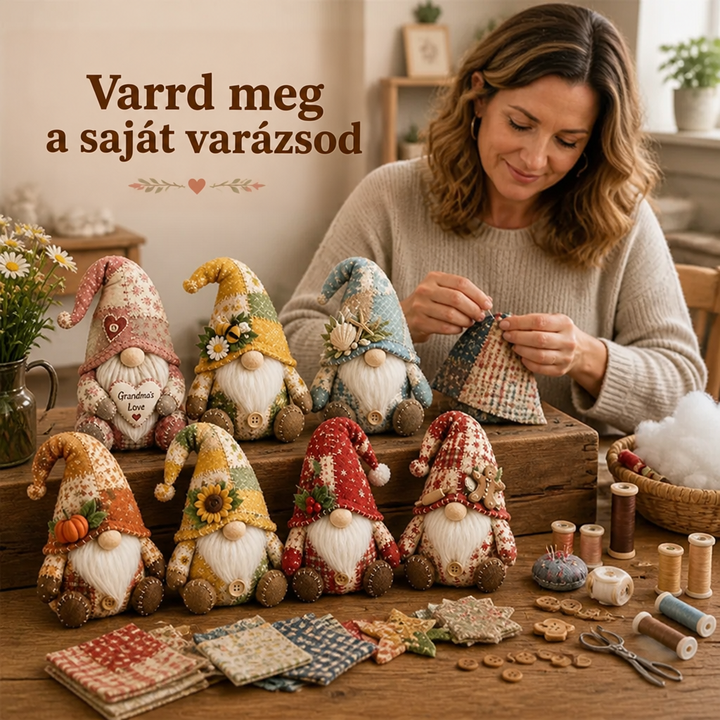 Nő varr egy gnómot, előtte hat kész foltvarró gnóm, szövetdarabok, cérnatekercsek és gombok az asztalon 1