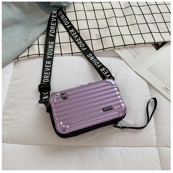 Kompakt és Stílusos Mini Táska Nőknek - LunaBag