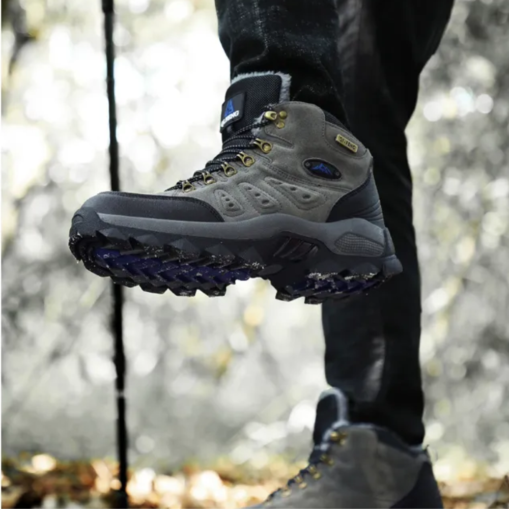 Masszív Sokoldalú Túrázó Cipők - Expedition Trek