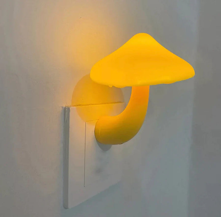 Dugasztható éjjeli fény gombacsalád formájában – GlowShroom