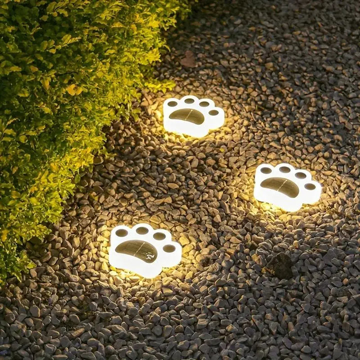 Vezet nélküli napenergiás lábnyom kerti világítás - PawsGlow