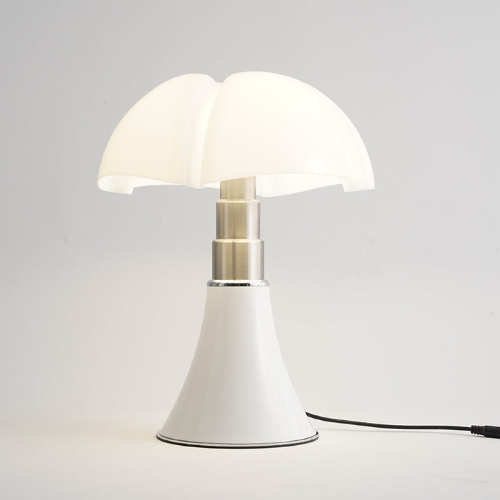 LED asztali lámpa retró kialakításban – ClassicGlow