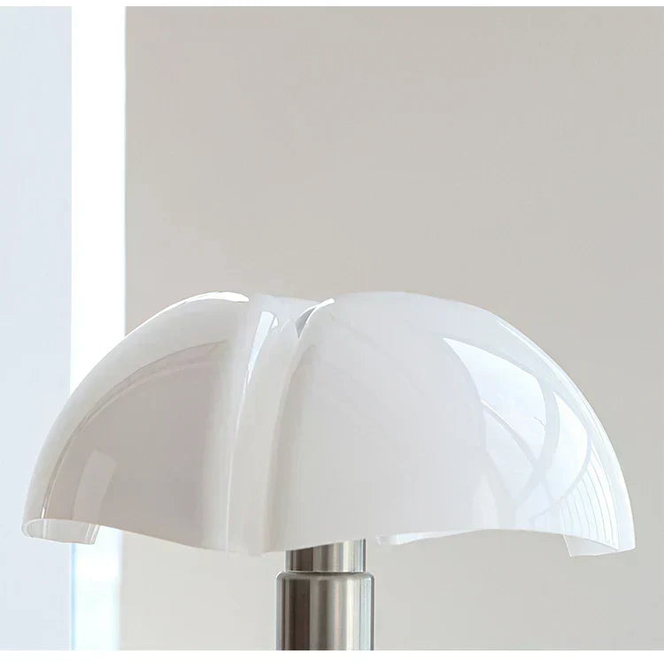 LED asztali lámpa retró kialakításban – ClassicGlow