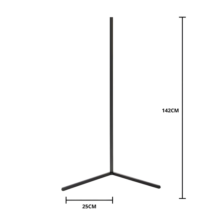 A fekete kivitelű lámpa méretábrája: a talp egyik szára 25 cm, a teljes magasság 142 cm. 11
