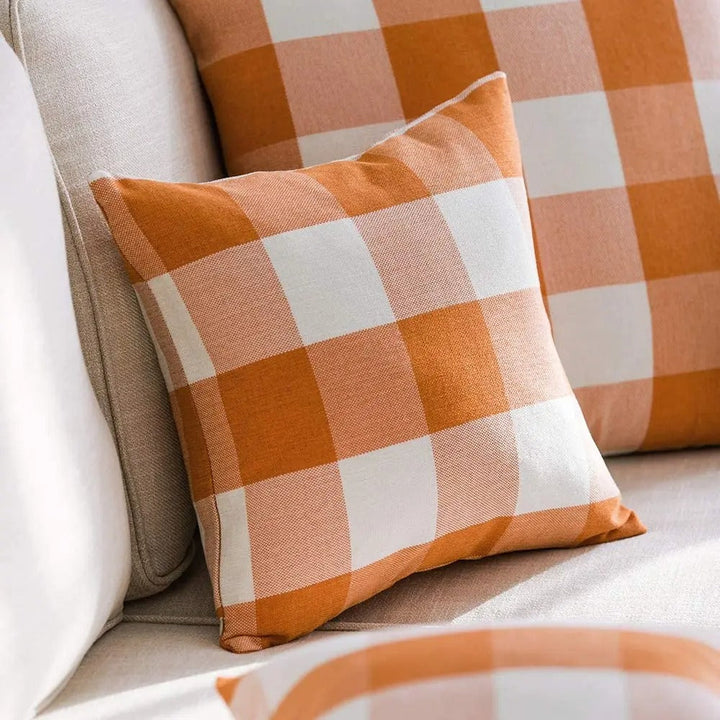 Kényelmes Kockás párnahuzat vidéki stílusban – Autumn Plaid
