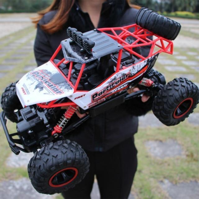 Terepjáró 4x4-es távirányítós monstertruck gyerekeknek és felnőtteknek