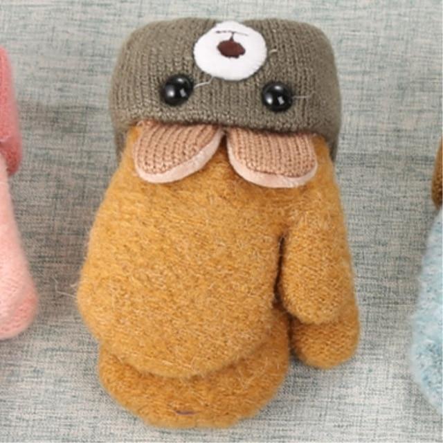 Téli, bélelt gyerekkesztyűk nyuszis motívummal és zsinórral – 1+1 ingyen – 0–4 év