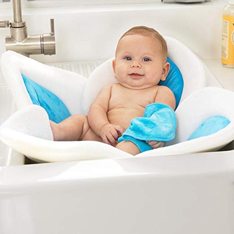 Puha, virág alakú babafürdő mosdókagylóhoz vagy utazáshoz – Kuschelblüte
