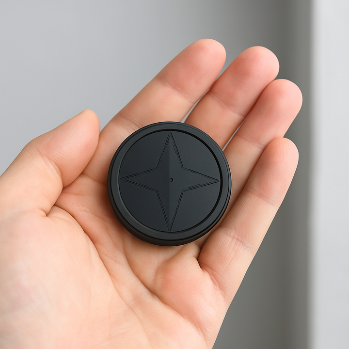 GPS Tracker mágneses kompakt – valós idejű helymeghatározás járművekhez, háziállatokhoz és értékekhez – USB tölthető