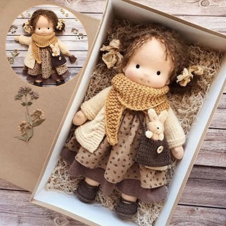 Kézzel készített Waldorf-baba természetes anyagokból – 30 cm magas